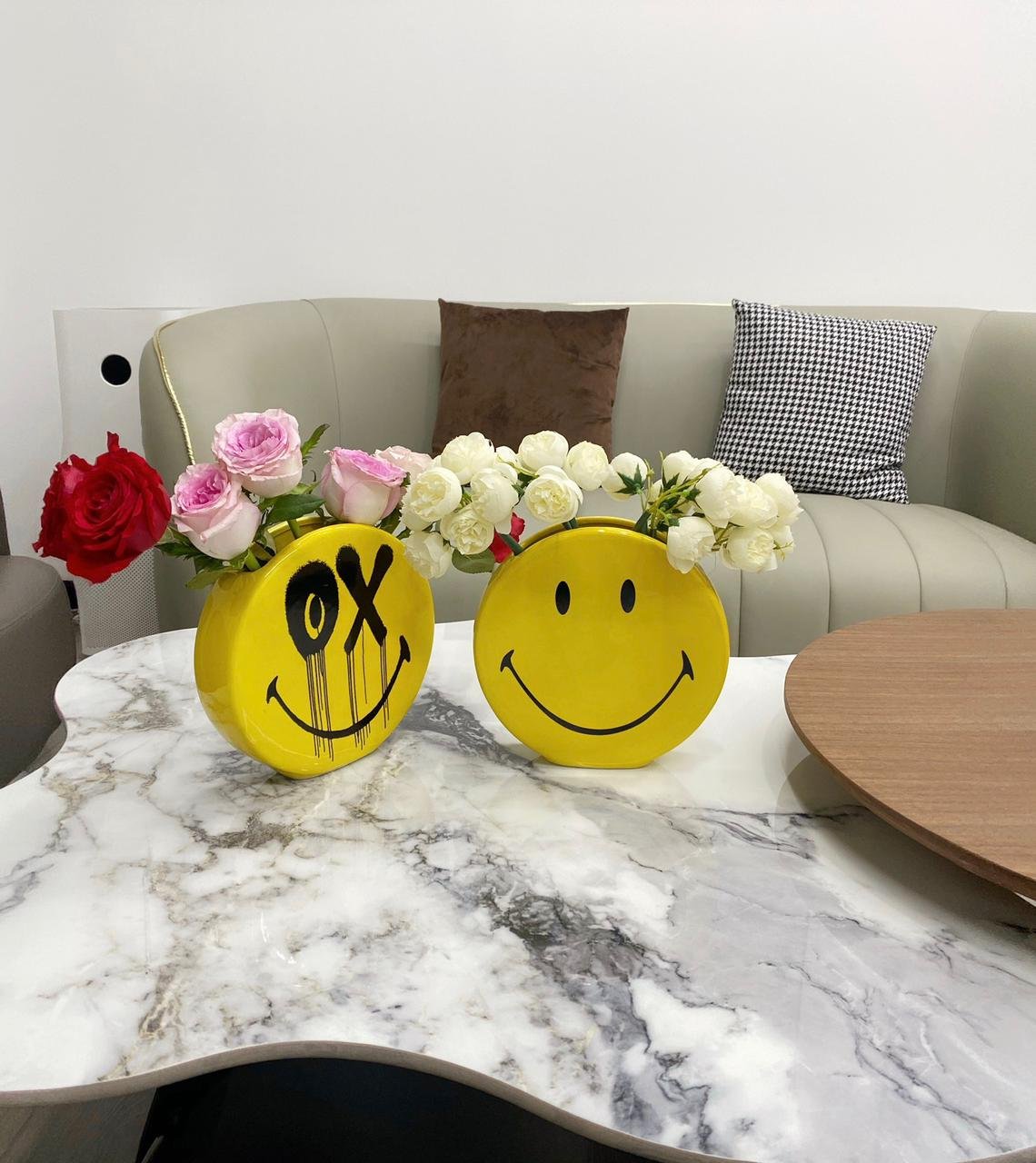 Smiley yellow  emoji happy face - Image 3 of 7